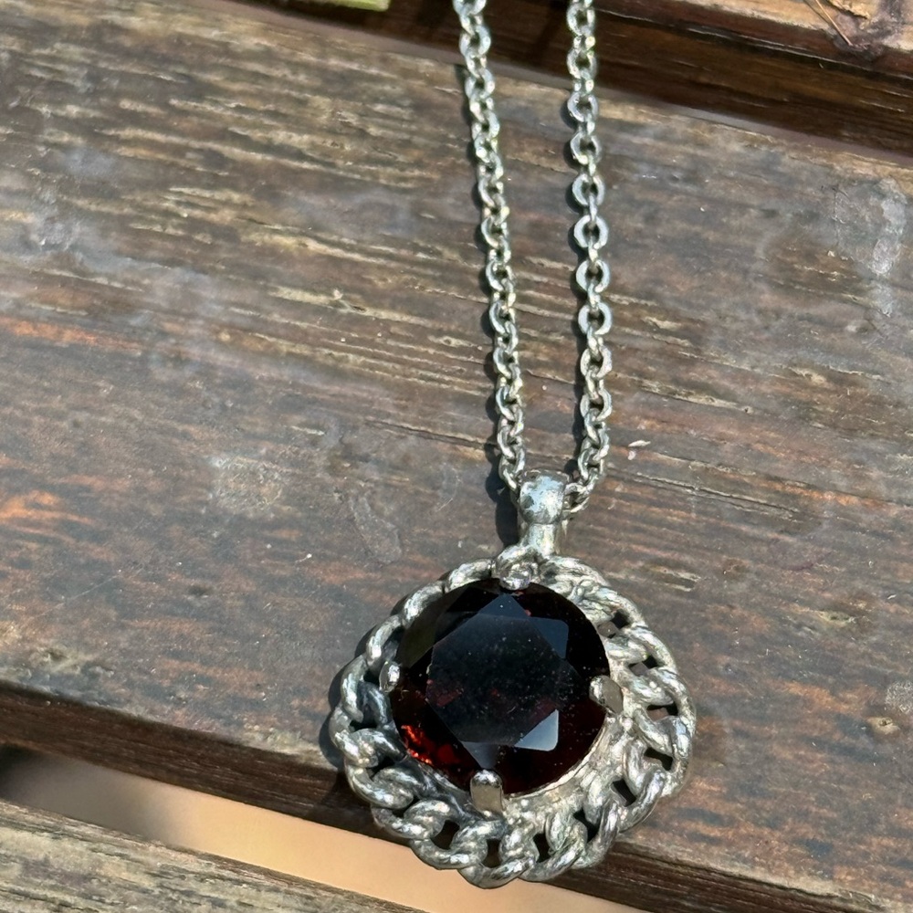 Sorrelli retired After midnight pendent Only round pendent     Silver Tone metal